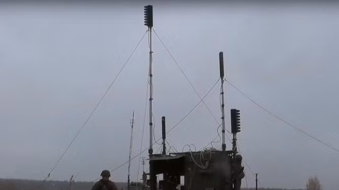 Trong khi đó truyền thông Nga cho rằng, các hệ thống tác chiến điện tử của Nga, đã tiêu diệt hầu hết các máy bay không người lái TB2 của Thổ Nhĩ Kỳ và Azerbaijan ở Nagorno-Karabakh vào mua thu năm ngoái.