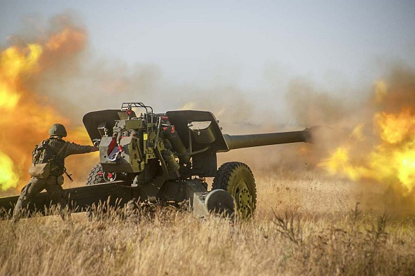 Trên hướng Orekhova, pháo chủ lực 2A65 "Msta-B" của quân đội Nga đã thất bại trước lựu pháo M777 do Mỹ sản xuất của quân đội Ukraine, khi đạn pháo của M777 có tầm bắn 30 km; trong khi "Msta-B" của Nga có tầm bắn tối đa chỉ 24 km khi bắn đạn thông thường.