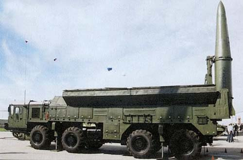 Trong thời gian qua, Quân đội Nga gần như đã sử dụng tất cả các loại tên lửa tấn công mặt đất, kể cả tên lửa đạn đạo chiến thuật, tên lửa hành trình, thậm chí là cả tên lửa phòng không S-300 và tên lửa đạn đạo chống hạm để tham gia tấn công mục tiêu mặt đất.