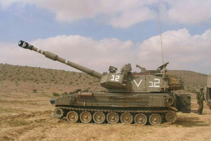 Tuy nhiên, pháo tự hành M109 là mẫu pháo tự hành tương đối lạc hậu, nền tảng của nó vốn đã rất kém, dù có nâng cấp thế nào thì hiệu quả cũng sẽ bị hạn chế. Nhưng có thể khẳng định, loại pháo này “không có đối thủ” khi tấn công lực lượng vũ trang Hamas. 