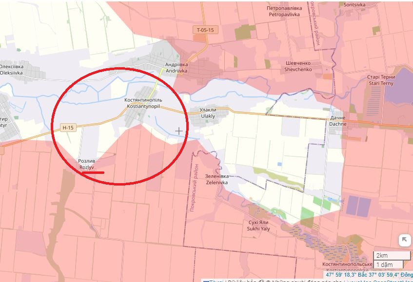 Kênh Rybar cho biết, gần khu định cư Andriivka, lính xung kích Nga sau khi kiểm soát làng Dachne, đã cải thiện vị trí chiến thuật của họ trên các cánh đồng phía đông bắc làng Rozlyv. Quân Ukraine đang rút lui về phía tây và truyền thông Ukraine cũng xác nhận việc này.
