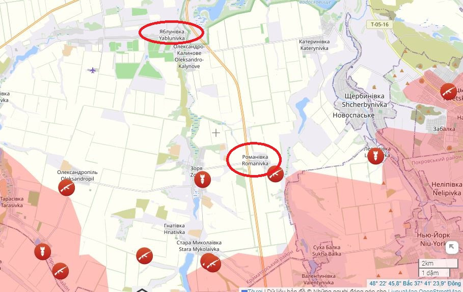 Nhờ vào chiến thuật này, tốc độ tiến quân của Nga đã tăng tốc đáng kể trong hai ngày qua, tiến ngày càng gần tới làng Yablunivka. Một khi ngôi làng siêu lớn này bị chiếm giữ, UAV FPV của Nga sẽ có thể đe dọa trực tiếp tuyến phòng thủ của Ukraine tại Konstantinovka, cách đó 10 km, điều này có ý nghĩa chiến thuật rất lớn. (nguồn ảnh Military Review, Ukrinform, TASS, Rvvoenkory, Sohu).