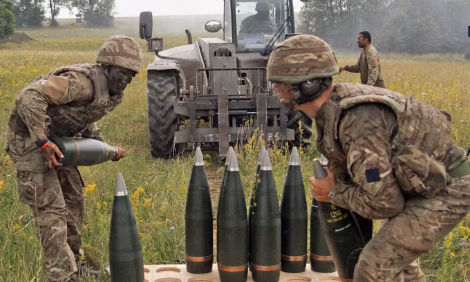 Loại đạn pháo mới của Công ty Rheinmetall sẽ mở rộng đáng kể khả năng tác chiến của pháo binh Ukraine, giúp nó có thể tấn công mục tiêu ở khoảng cách xa hơn nhiều. Điều này có thể trở thành một thách thức mới đối với Nga. 