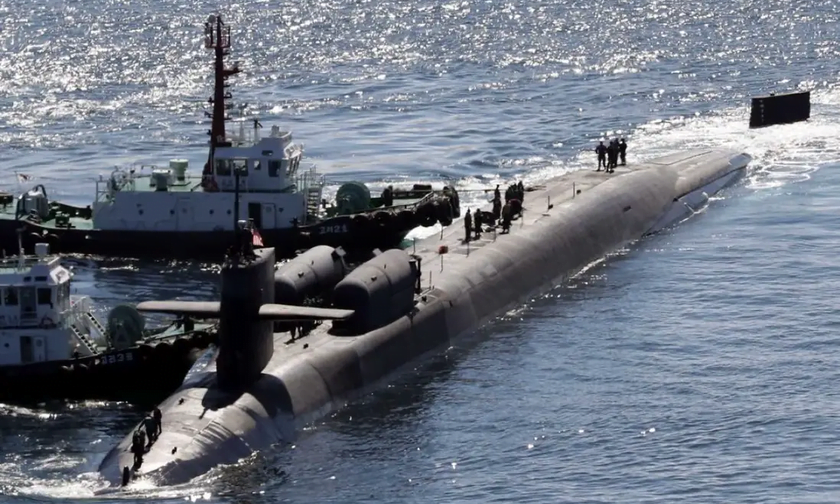 Nếu Mỹ không có hành động khẩn cấp để giải quyết những vấn đề này, họ có nguy cơ không chuẩn bị cho những thách thức hàng hải sắp tới, đặc biệt là ở các khu vực như Tây Thái Bình Dương và Bắc Cực, nơi quyền kiểm soát các tuyến đường thủy quan trọng có thể quyết định cán cân quyền lực trong tương lai. (nguồn ảnh Bulgarian Military, Sina, TASS, Wikipedia). 