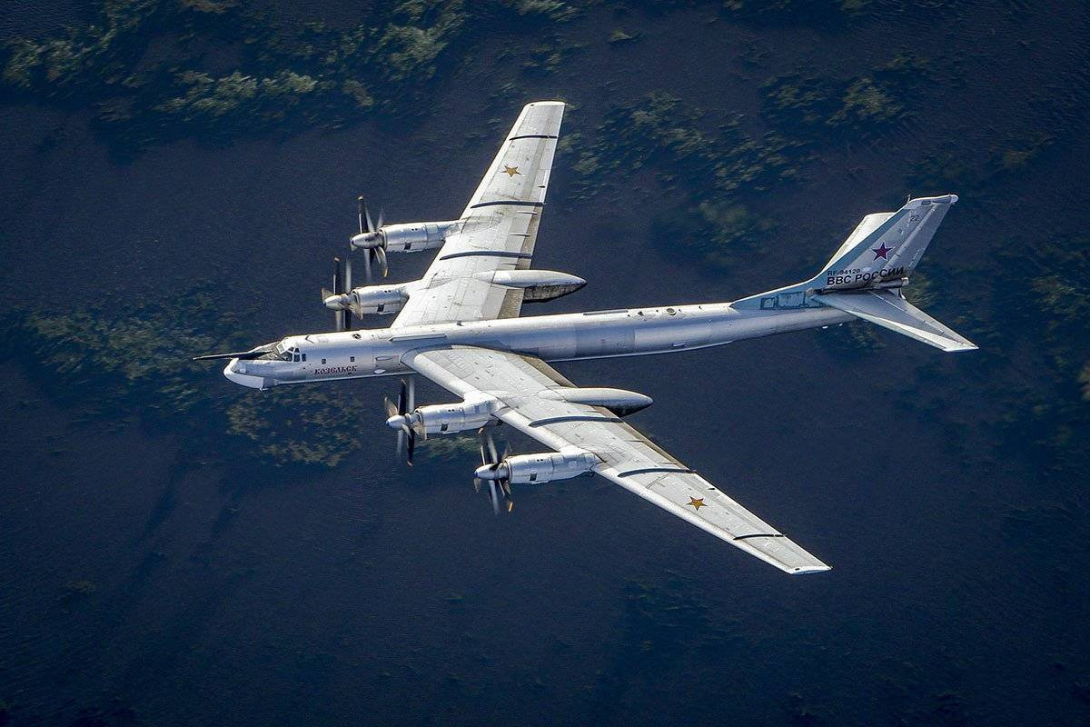 Trong trường hợp đạt được kết quả, Nga không có lý do gì để từ bỏ chiến lược thành công hiện nay và sẽ tiếp tục thực hiện chiến lược tương ứng. Do đó, việc Nga chuẩn bị một số lượng lớn máy bay ném bom và chuẩn bị ném bom theo đội hình lớn là điều dễ hiểu.