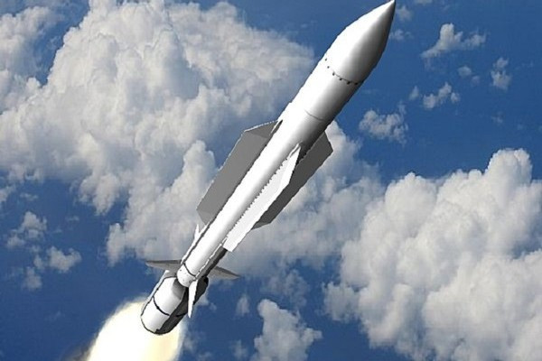 Trên thế giới hiện nay, chỉ có Mỹ phát triển thành công tên lửa đa năng SM-6. Lúc đầu, SM-6 là tên lửa phòng không tầm xa, hiện nay Hải quân Mỹ đang đầu tư để tích hợp khả năng chống hạm; nhưng quá trình này vẫn đang trong giai đoạn nghiên cứu.