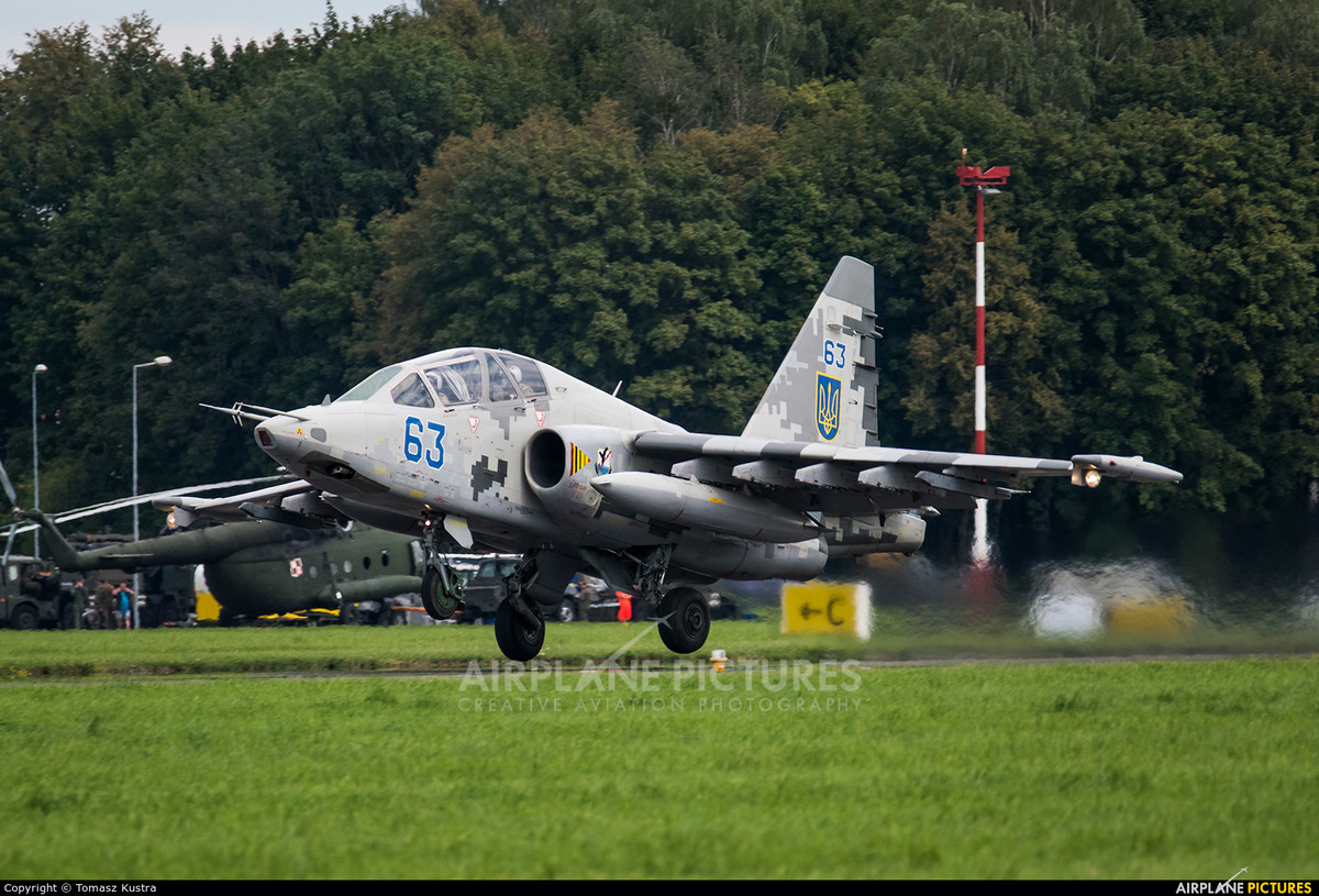 Mặc dù phi công Ukraine dũng cảm, dám thách thức máy bay chiến đấu Nga, nhưng kết quả ngoài mong đợi; khi tiêm kích chiếm ưu thế trên không của Nga, đã trực tiếp phóng tên lửa không đối không và bắn rơi nhiều cường kích bom tiền tuyến Su-24 và cường kích mặt đất Su-25.