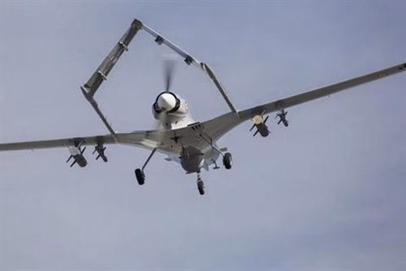 “Đối với loại UAV Bayraktar TB2, với đặc điểm là hình dáng tương đối lớn, tốc độ bay chậm, đây là mục tiêu thuận lợi nhất và dễ dàng nhất, rất “ngon ăn” cho hệ thống phòng không Pantsir-S1”; ông Muravkin nói.