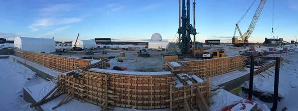 Mặc dù chức năng của radar nhận dạng tầm xa của Mỹ vừa công bố, vẫn nằm trong vòng bảo mật chặt chẽ; tuy nhiên cơ quan Phòng thủ tên lửa Mỹ đã công bố một danh sách ngắn các thiết kế chính trong bản kiến nghị.