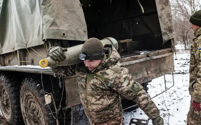 Theo Independent, sau chiến dịch phản công thất bại vào mùa hè năm 2023, Ukraine rõ ràng không thể giành chiến thắng về mặt quân sự. Vì vậy, việc phương Tây tiếp tục cung cấp cho Ukraine ở mức hiện tại chỉ có thể kéo dài cuộc chiến chứ không thể thay đổi cục diện. 