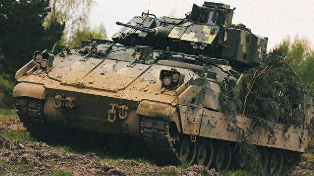 Vì vậy, cái mà bà Hanna Maliar gọi là “đột phá tuyến phòng thủ đầu tiên” của quân đội Nga, không phải ám chỉ khu vực “vùng xám”, mà là tuyến phòng thủ đầu tiên của Nga theo kiểu phương Tây; tức là tuyến phòng thủ chính của quân đội Nga. 