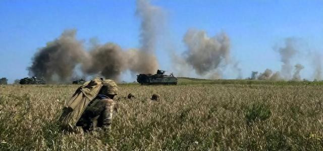 Tiến bộ mà bà Hanna Maliar đề cập ở đây, đó chính là việc quân đội Ukraine đột phá thành công “tuyến phòng thủ đầu tiên” của quân đội Nga. Nhưng do phạm vi tuyến phòng thủ đầu tiên của quân đội Nga không rõ ràng, nên cũng đã gây ra tranh cãi.