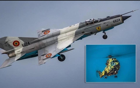 Chiếc MiG-21 của Không quân Romania đã biến mất khỏi màn hình radar mặt đất, khi bay trên Biển Đen. Một trực thăng cứu hộ đã được cử đến để tìm kiếm chiếc máy bay và phi công chiếc MiG-21, kết quả là chiếc trực thăng cứu hộ này cũng bị rơi; sự việc đã được Không quân Romania xác nhận. 