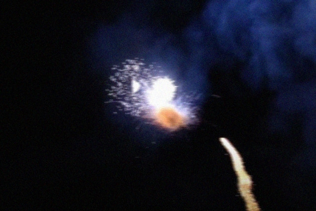 Truyền thông Nga vừa lên tiếng cáo buộc tổ hợp tên lửa phòng không S-300 của Ukraine đã bắn nhầm vào một máy bay chiến đấu Romania. Vụ việc diễn ra cách đây vài ngày, tuy nhiên thông tin về việc chiếc tiêm kích MiG-21 của Không quân Romania bị phá hủy, đến nay mới được xác nhận.