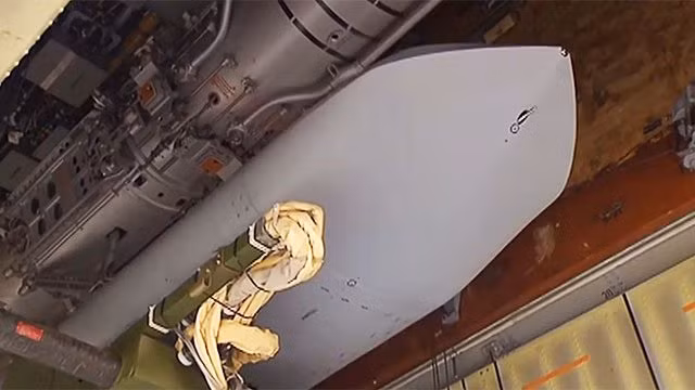 Việc sử dụng vi mạch và chip không phải của Nga sản xuất, trong các vũ khí dẫn đường của Nga không phải là mới. Vào tháng 5 vừa qua, trang BulgarianMilitary.com cho biết, 35 con chip do Mỹ sản xuất đã được tìm thấy trong tên lửa hành trình tàng hình mới nhất của Nga là Kh-101. 