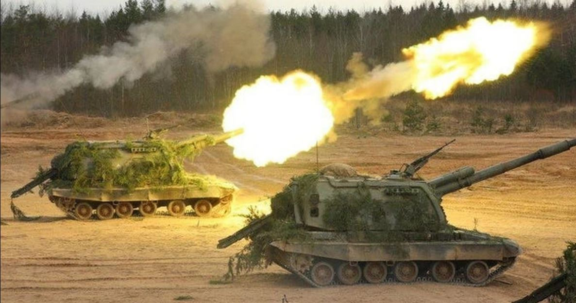 Trong thời gian qua, Quân đội Nga đã tăng cường đáng kể sức mạnh tấn công vào Bakhmut, từ vũ khí nhiệt áp, bom cháy cho đến các loại súng phóng lựu hạng nặng…Liên tiếp tấn công vào các trận địa phòng ngự của Quân đội Ukraine xung quanh và trong khu vực đô thị.