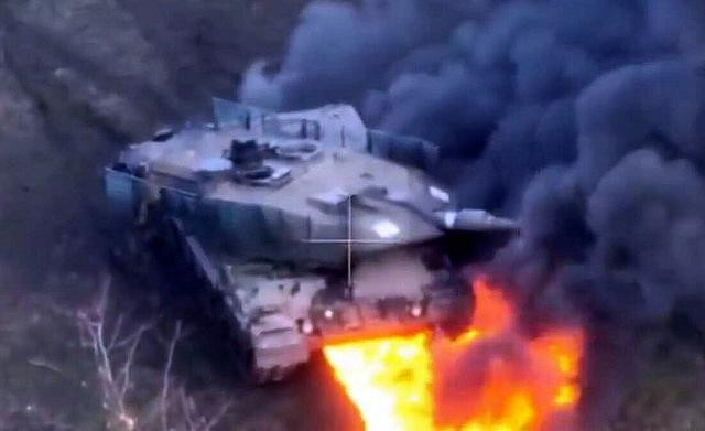 Điều đáng chú ý là một nửa trong số Leopard 2 bị quân Nga tiêu diệt trong tuần giao tranh vừa qua. Có rất nhiều chiếc Leopard 2 bị hỏng hóc, nhưng có thể khắc phục để tiếp tục chiến đấu.