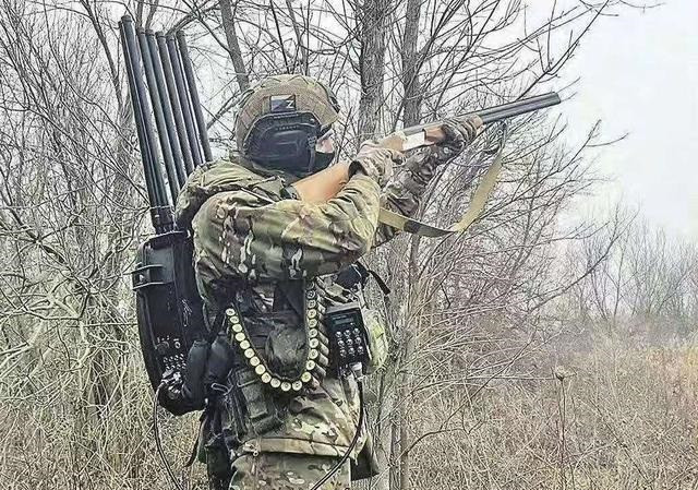 Sau đó, những chiến thuật tương tự đã dẫn đến việc RFAF chiếm giữ thành công nhiều mục tiêu khác như Selidovo, Gornyak, Kurakhovo và Toretsk. Các chuyên gia cho rằng, Bộ Tổng tham mưu RFAF đã rút ra kết luận đúng đắn từ những thất bại trong những tháng đầu tiên của họ tại chiến trường Ukraine; và bây giờ không còn nhìn thấy những đoàn xe cơ giới chiến đấu trong hành tiến của RFAF nữa.