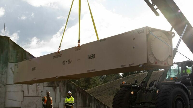 Đầu năm nay, hai bệ phóng tên lửa siêu thanh đã được vận chuyển đến một địa điểm không được tiết lộ, nhưng không có tên lửa nào trong bệ phóng, và hai bệ phóng trống rất giống với bệ phóng tên lửa “Black Hawk” được tiết lộ trước đó.