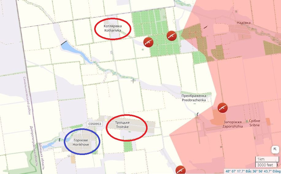Hiện quân Nga đã kiểm soát được hầu hết khu rừng nằm ở phía đông Kotlyarivka; theo quan sát, chỉ còn đúng một cánh đồng nữa là tới Kotlyarivka. Trong khi Cụm Vostok của RFAF tiếp tục gây sức ép lên đối phương ở Troitskoye, và ở đó quân Ukraine chỉ còn kiểm soát một khu vực nhỏ ở phía tây và sau đó là làng Gorikhove.