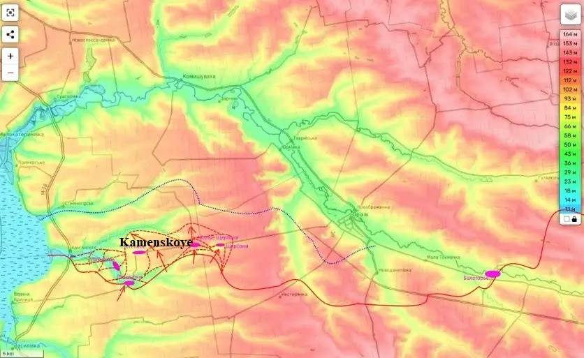 Chuyên gia Podolyaka cho biết, RFAF tiếp tục phát triển thành công các hoạt động tấn công ở khu vực Kamenskoye thuộc vùng Zaporizhia. Họ đã đẩy lui quân Ukraine ra khỏi vùng ngoại ô phía nam và phía đông của thị trấn và đang cố gắng giành quyền kiểm soát thị trấn quan trọng này.