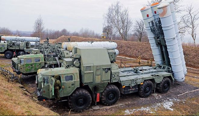 Thứ hai, những trắc thủ của kíp chiến đấu phòng không S-300PS, có thể đã cố tình tắt radar, nhằm lường trước việc bị lực lượng tình báo điện tử Nga (ELINT) theo dõi; điều này có thể khiến trận địa bị lộ, tạo điều kiện cho Không quân Nga phóng tên lửa chống bức xạ Kh-31. 