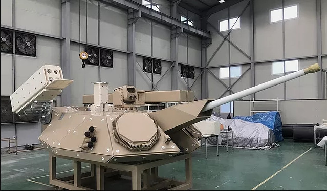 Tổ hợp tên lửa của Biho II cũng được thiết kế theo kiểu mô-đun, với SAM tầm ngắn, SAM tầm trung và thậm chí cả tên lửa chống tăng được giới thiệu dưới dạng các tùy chọn, có thể được lắp vào các ống phóng ở hai bên tháp pháo.