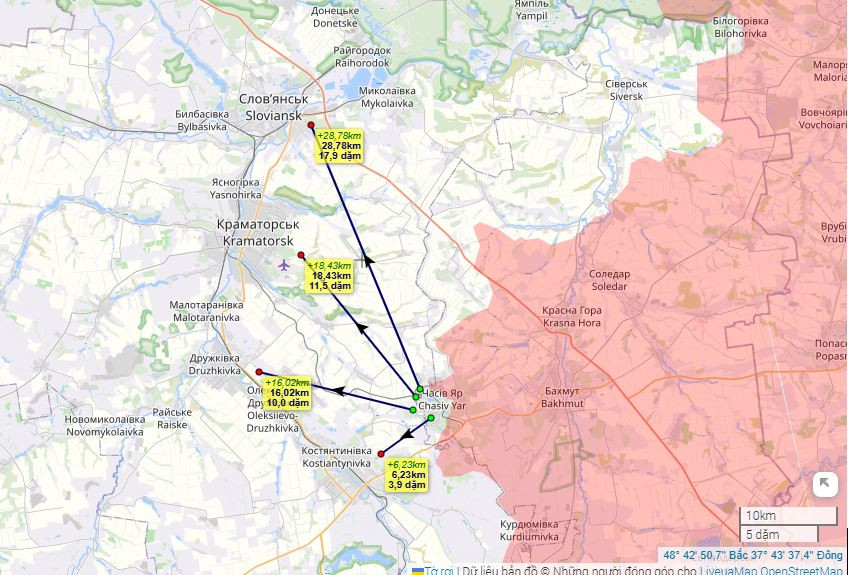 Có thể thấy từ bản đồ vị trí địa lý Chasov Yar và kênh đào Severski Donets – Donbass, đó là sau khi Nga chiếm được Chasov Yar, tương đương với việc lấy được chìa khóa mở 4 pháo đài quân sự ở phía Tây. Bốn pháo đài bao gồm: Kostiantynivka, Druzhkivka, Kramatorsk và Slavyansk.