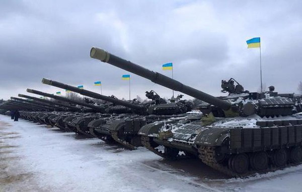 Theo báo cáo do phái bộ giám sát đặc biệt của OSCE công bố, Quân đội Ukraine đã chuyển ít nhất 17 xe tăng T-64 tới khu vực Bakhmut, hiện có thể được triển khai dọc đường giới tuyến giáp Donbass.