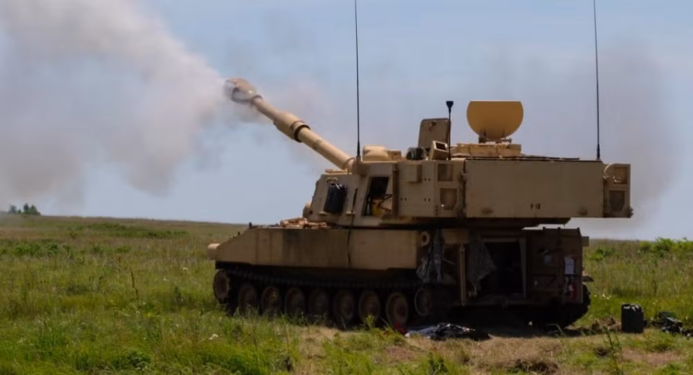 Theo chỉ huy tiểu đoàn pháo M109A6 Paladin của Lữ đoàn bộ binh cơ giới 47, trong cuộc phòng thủ Bakhmut vào mùa xuân và chiến dịch phản công ở phía nam Orikhiv vào mùa hè vừa qua, một khẩu pháo của họ đã bắn từ 100 đến 150 viên đạn mỗi ngày. Nhưng ở Avdiivka, họ chỉ có thể bắn được 15 viên/khẩu/ngày.