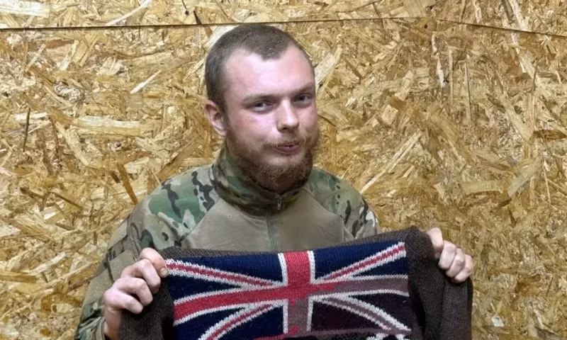 Khoảng ba tháng trước, tờ The Guardian của Anh, trích dẫn các nguồn tin trên mạng xã hội Telegram của Nga, cho biết RFAF đã bắt giữ một lính đánh thuê nước ngoài ở khu vực biên giới Kursk, người tự giới thiệu mình là James Scott Rhys Anderson đến từ Anh. 