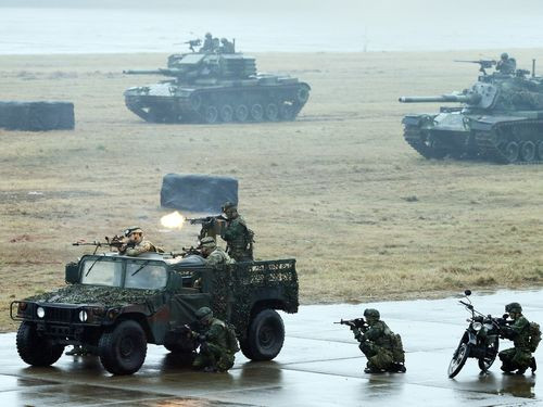 “Đài Loan chắc chắn sẽ không bắt đầu một cuộc chiến tranh; nhưng nếu bị tấn công trước, chúng tôi sẽ phải tham gia một cuộc chiến tự vệ”, lời phát biểu của ông Chinh được hãng thông tấn Đài Loan dẫn lời.