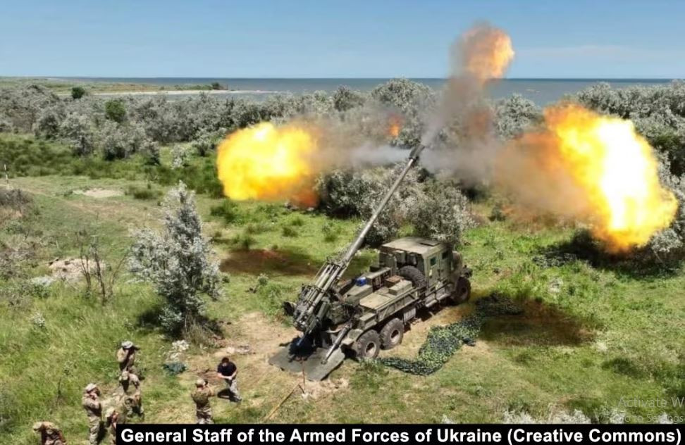 Nói cách khác, Quân đội Ukraine có thể sử dụng loại pháo tầm xa này để tấn công thành phố Belgorod của Nga từ sâu trong lãnh thổ của họ. Vì vậy, vùng đệm an toàn mà Nga thiết lập, cần phải đẩy ra xa đến mức quân Ukraine khó có thể sử dụng những loại pháo trên để uy hiếp thành phố Belgorod.