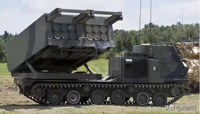 Cùng lúc đó, Đại sứ Nga tại Mỹ là ông Anatoly Antonov cũng chỉ trích rằng, nếu Mỹ cung cấp cho Ukraine một hệ thống pháo tầm xa, sẽ "làm tăng đáng kể nguy cơ mở rộng xung đột"; và điều này Nga không thể chấp nhận.