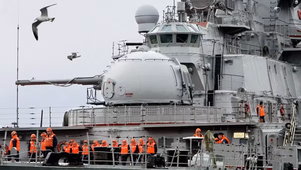 Có thể gọi chiếc Peter Đại đế là “mặt tiền” của Hải quân Nga hiện nay. Tuy nhiên, theo một số thông tin của phương tiện truyền thông ở Nga, hệ thống động lực hạt nhân của con tàu cũng hoạt động không tốt.