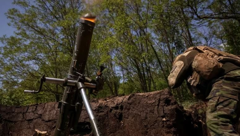 Hay việc tất cả lính bộ binh của Tập đoàn quân sự tư nhân Wagner của Nga, đã được biến thành trinh sát viên để hướng dẫn pháo binh tấn công chính xác. 