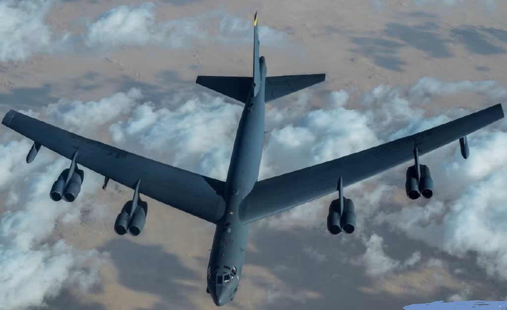 Có lẽ cuộc tập kích bằng tên lửa siêu thanh của Nga đã chạm đến “dây thần kinh nhạy cảm” của Mỹ. Mặc dù Quân đội Nga cũng đã từng nhiều lần tấn công toàn bộ lãnh thổ Ukraine và đây không phải là lần đầu tiên họ sử dụng tên lửa siêu thanh Dagger, nhưng dư luận chưa bao giờ thấy phản ứng mạnh mẽ như vậy từ Mỹ.