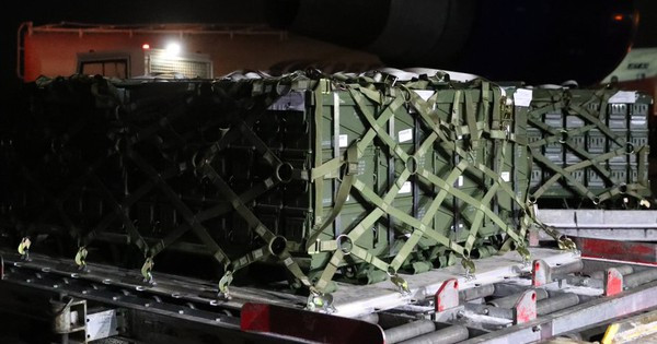 Tuy nhiên, khi cuộc xung đột bước vào giai đoạn quan trọng và Quân đội Nga củng cố quyền kiểm soát khu vực Miền Đông Ukraine, “kho vũ khí dân chủ” đang cạn kiệt dần. Điều này có thể dẫn đến những thiếu sót chết người trong Quân đội Ukraine và phơi bày những điểm yếu của Mỹ.