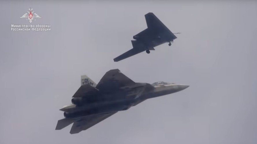 Cặp “song sát” của Không quân Nga sắp có mặt tại chiến trường Ukraine - Hình 8 Cap “song sat” cua Khong quan Nga sap co mat tai chien truong Ukraine-Hinh-8