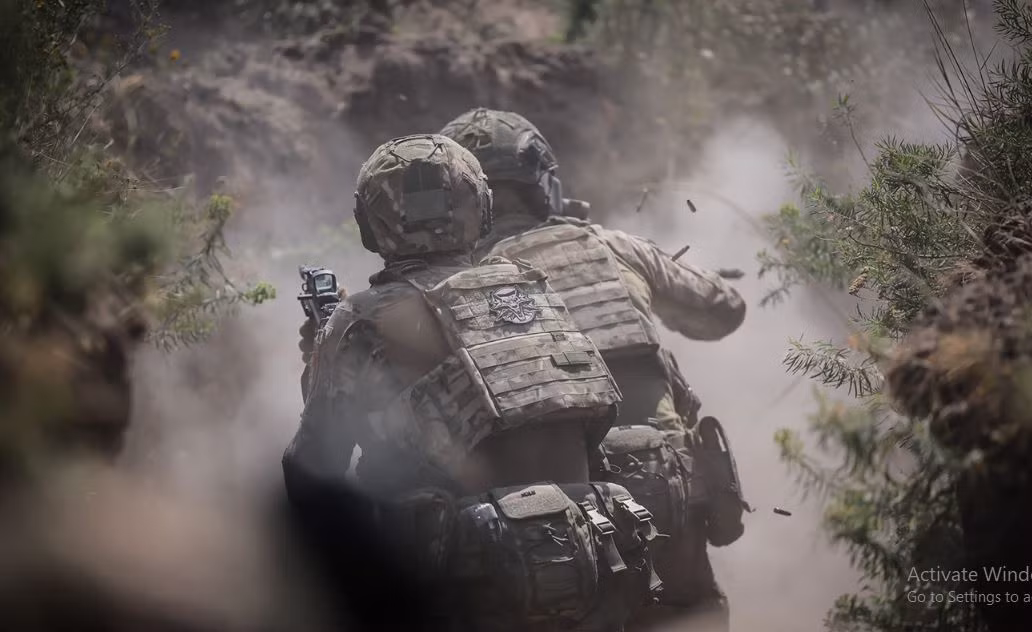 Vào ngày 19/11, Cụm Vostok đã phá hủy một cây cầu quan trọng đối với công tác bảo đảm hậu cần của Quân đội Ukraine cho khu vực Kurakhove, chặn lực lượng tiếp viện và vận chuyển đạn dược của Quân đội Ukraine. Tốc độ tiến quân Cụm Vostok tiến rất nhanh, các đơn vị pháo binh phải tiến 2 đến 3 km mỗi ngày mới đuổi kịp bộ binh.