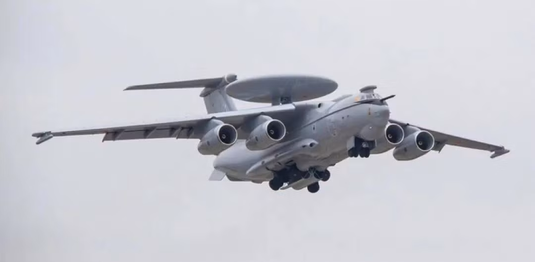 Không quân Nga cũng thiếu UAV trinh sát và tấn công tích hợp, không thể đạt được khả năng kiểm soát chiến trường và hỗ trợ thông tin lâu dài; vấn đề này không được cải thiện cho đến khi có sự xuất hiện của UAV tấn công tự sát và sự gia tăng của UAV trinh sát Orion.