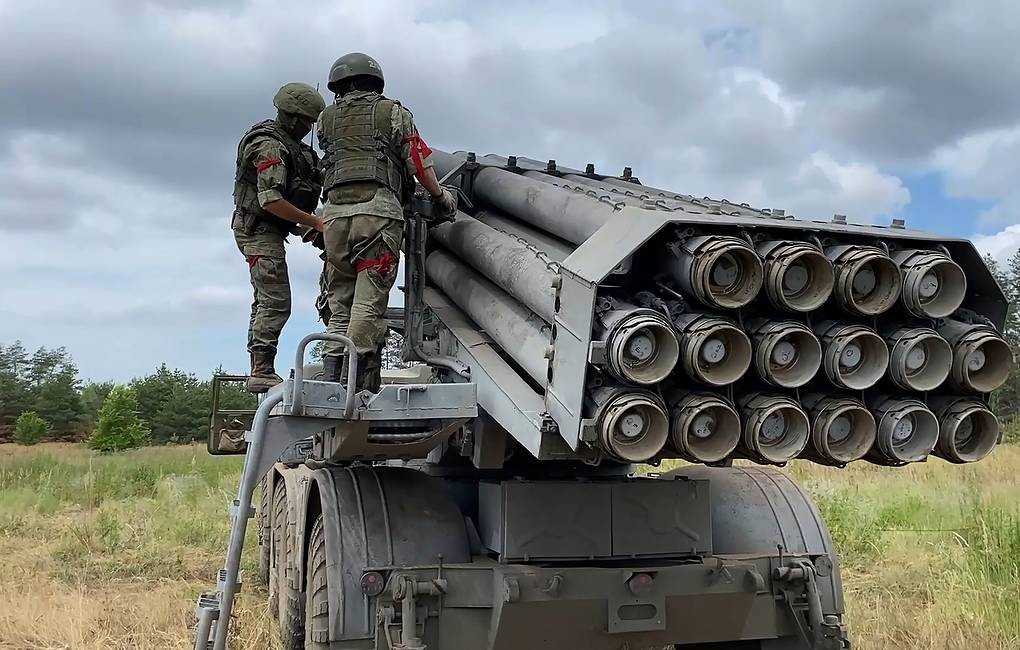 Đồng thời, chiến thuật ổn định và chắc chắn này còn làm giảm các xung đột quân sự và thương vong không đáng có, phản ánh tính cân nhắc kép giữa tính hiệu quả và tính nhân đạo trong chiến tranh hiện đại. (Nguồn ảnh: Sohu, Alamy, Ukrinform, Sputnik).