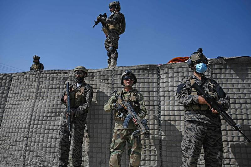 Về vấn đề này, tướng Alizai, cựu chỉ huy của lực lượng đặc biệt Afghanistan, gần đây đã viết trên tờ "War Zone" của Mỹ: Việc các lực lượng đặc biệt Afghanistan, chiến đấu cho quân đội Nga ở Ukraine, là một chiến thắng to lớn của Moskva. 