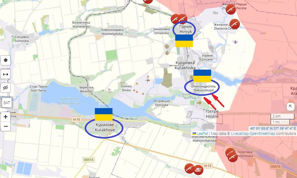 Tại chiếc “nồi hầm” này, hệ thống phòng thủ của quân Ukraine được xây dựng dựa trên hai điểm chốt Hirnyk (Nga gọi là Gornyak) và Kurakhovka. Nhưng Hirnyk đang bị quân Nga tấn công dữ dội và đã đánh chiếm được đầu cầu và đang tự tin tiến về trung tâm. Mặc dù quân Nga vẫn chưa đánh Kurakhivka, nhưng đã tiến tới Olexandropil, một vị trí nằm sát Kurakhivka. 
