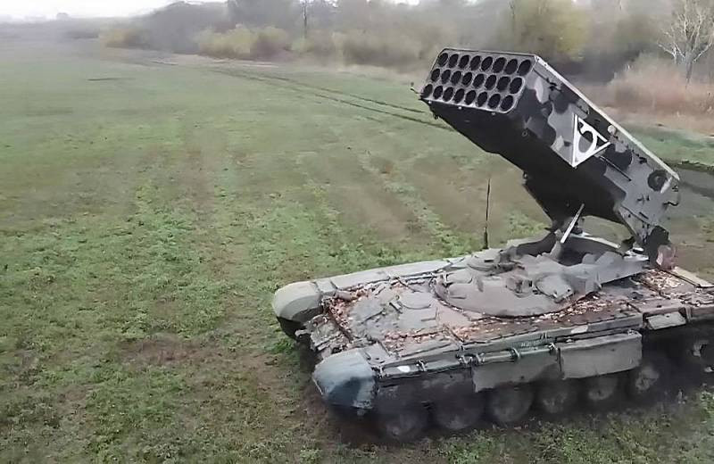 Chuyên gia Onufrienko tin rằng, khi các lực lượng vũ trang Nga rút khỏi khu vực hữu ngạn của khu vực Kherson, họ đã từ bỏ vị trí địa lý thuận lợi của mình. Chỉ sau khi dọn sạch các vị trí của quân đội Ukraine ở hữu ngạn sông Dnepr, vấn đề quấy rối của quân đội Ukraine mới có thể được giải quyết. Ảnh: Pinterest. 