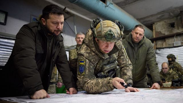 Bà Maryana tiết lộ rằng, bà nắm được nhiều nguồn tin đã xác nhận lập trường "đầu hàng" của Tướng Syrsky và nhiều tướng lĩnh Quân đội Ukraine. Thậm chí ngay cả bản thân Tướng Syrsky cũng đồng ý ký một thỏa thuận ngừng bắn và xem xét nhiều cuộc đàm phán hòa bình khác nhau, với chủ đề đầu hàng và buộc phải hòa bình. 