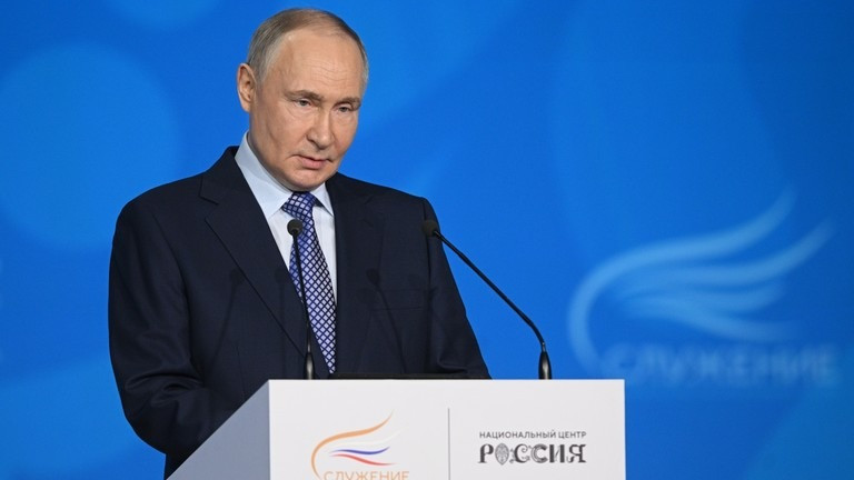 Ngày 30/4, cuộc chiến ở Ukraine đã bước sang ngày thứ 1.162. Mặc dù Điện Kremlin đã đưa ra đề xuất ngừng bắn trong 72 giờ vào Ngày Chiến thắng 9/5, nhưng Nhà Trắng cho biết họ hy vọng có một lệnh ngừng bắn vĩnh viễn; trong khi Kiev hy vọng lệnh ngừng bắn kéo dài ít nhất 30 ngày.