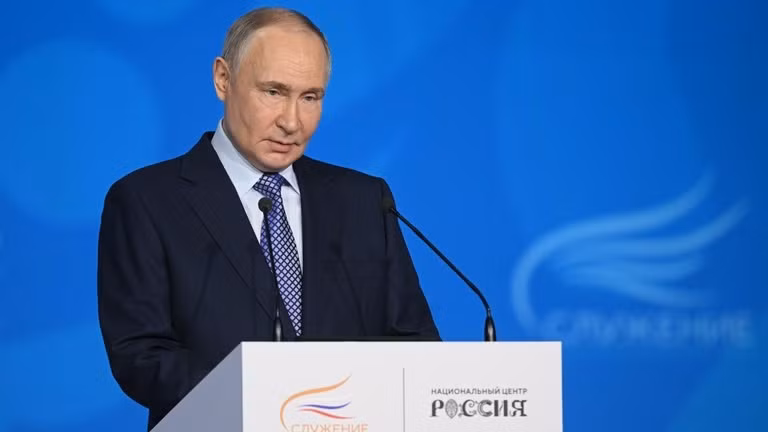 Ngày 30/4, cuộc chiến ở Ukraine đã bước sang ngày thứ 1.162. Mặc dù Điện Kremlin đã đưa ra đề xuất ngừng bắn trong 72 giờ vào Ngày Chiến thắng 9/5, nhưng Nhà Trắng cho biết họ hy vọng có một lệnh ngừng bắn vĩnh viễn; trong khi Kiev hy vọng lệnh ngừng bắn kéo dài ít nhất 30 ngày.