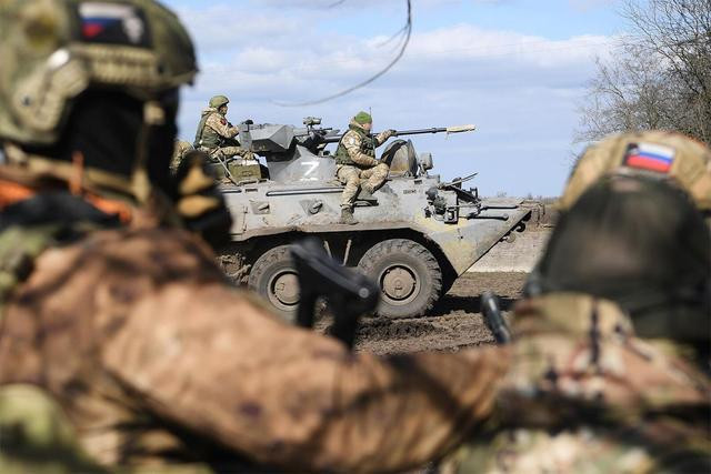 Do Seversk là cánh cửa bảo vệ cho khi đô thị Slavyansk-Kramatorsk, thành trì lớn nhất của Ukraine còn lại ở khu vực Donbass, nên cuộc tấn công của quân đội Nga vào Núi Trắng, có lẽ là đòn mở màn cho chiến dịch quyết định ở Donbass.