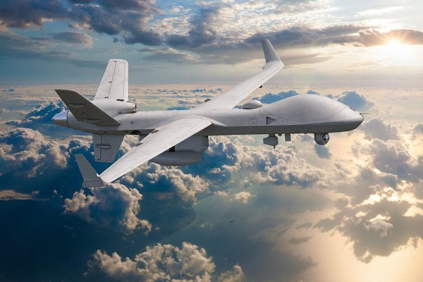 Hiện tại, Quân đội Ấn Độ đã thuê hai chiếc UAV MQ-9B Sea Guard từ Mỹ để làm công tác huấn luyện. Chính phủ Ấn Độ đang chuẩn bị mua thêm 30 chiếc UAV MQ-9 Reaper, trong đó Lục quân, Hải quân và Không quân Ấn Độ sẽ nhận 10 chiếc.